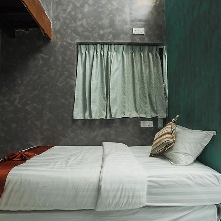 Rangoon Boutique House Hostel Bagian luar foto