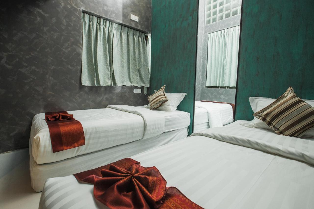 Rangoon Boutique House Hostel Bagian luar foto