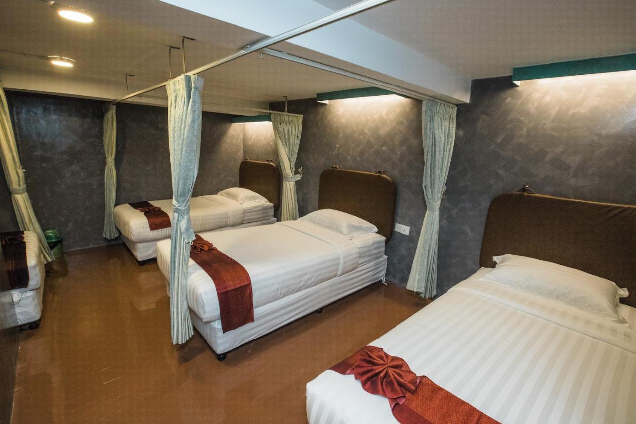 Rangoon Boutique House Hostel Bagian luar foto
