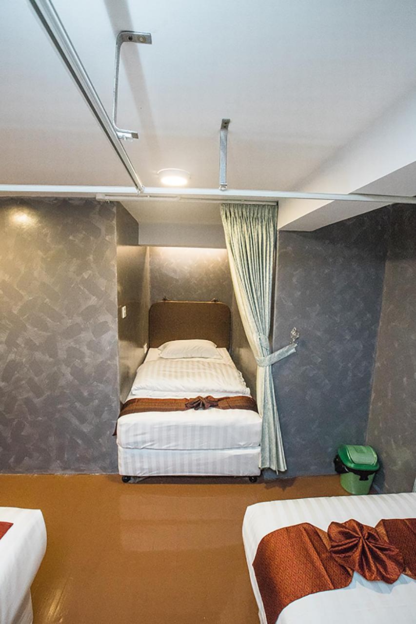 Rangoon Boutique House Hostel Bagian luar foto